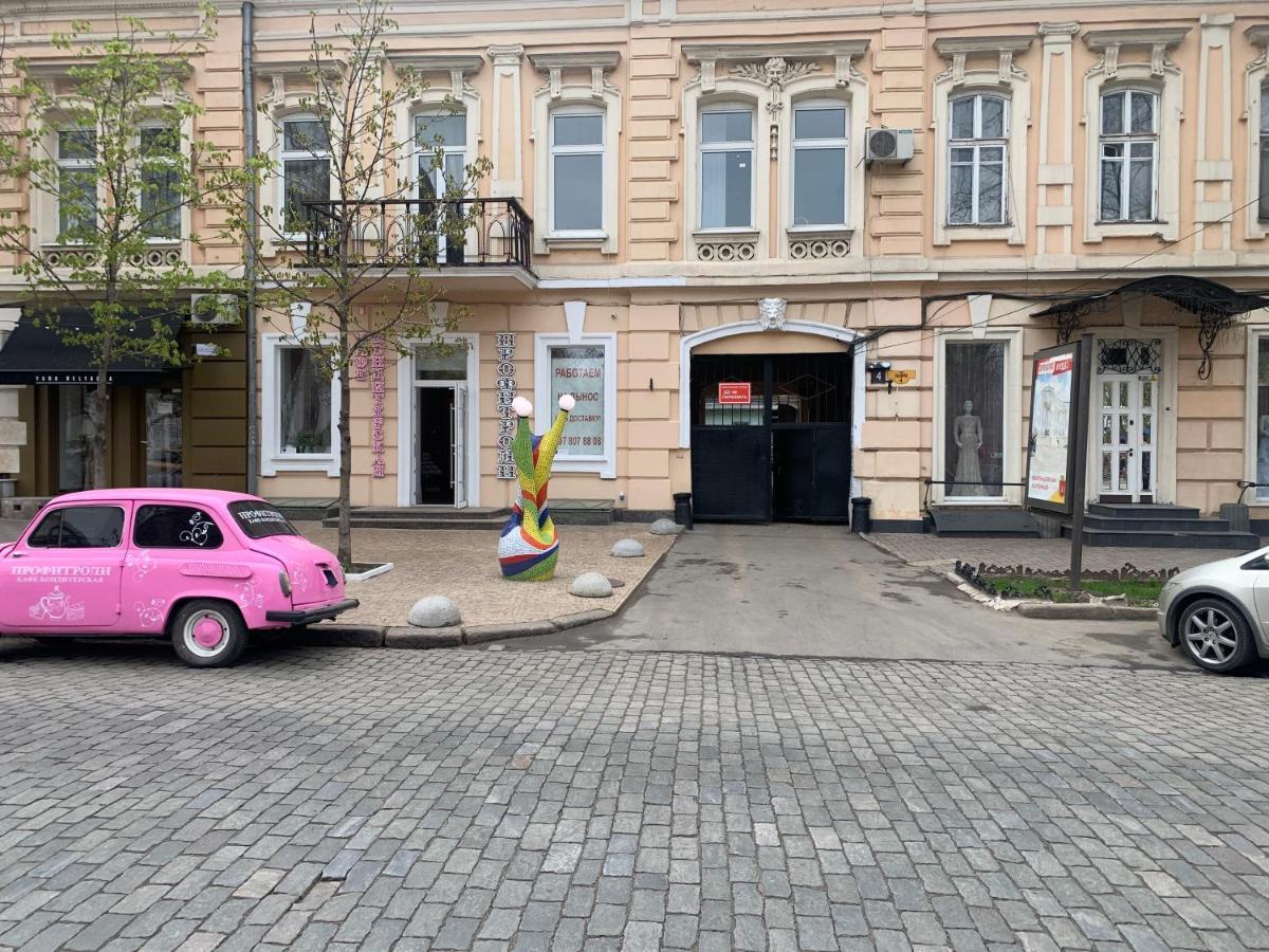 New! Luxury Apartment In The Center Of Odessa Overlooking Deribasovskaya Str. Low Price! Eksteriør billede